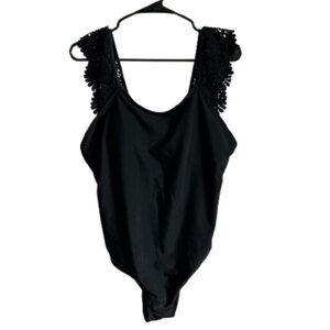 🖤 Black Lace Shoulder Swimsuit – Size 1XL – Elegant & Stretchy 🖤